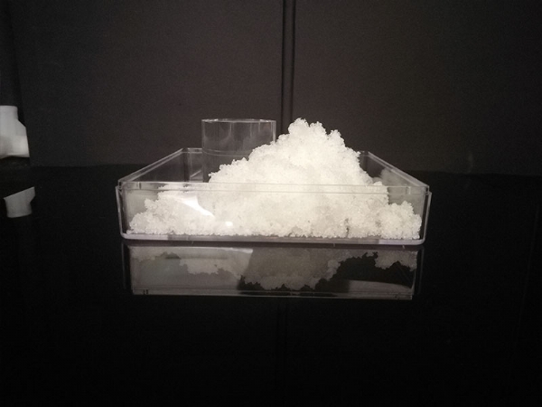 small4_16928468418563368 六水氯化镁晶9